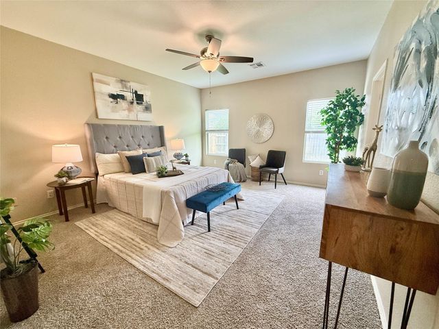 102 Williamson CV, Elgin, TX 78621