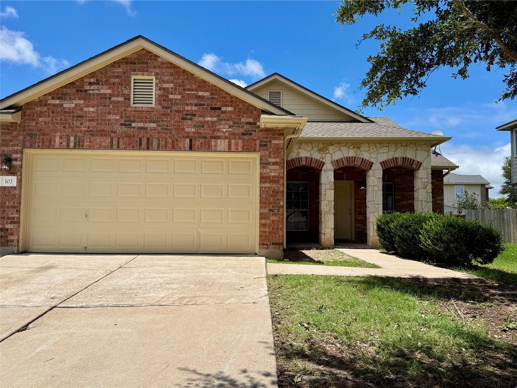 102 Williamson CV, Elgin, TX 78621