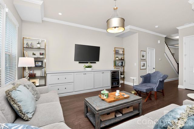 9106 Catherine Woods Place, Charlotte, NC 28277