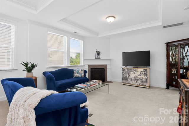 9106 Catherine Woods Place, Charlotte, NC 28277