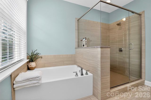 9106 Catherine Woods Place, Charlotte, NC 28277