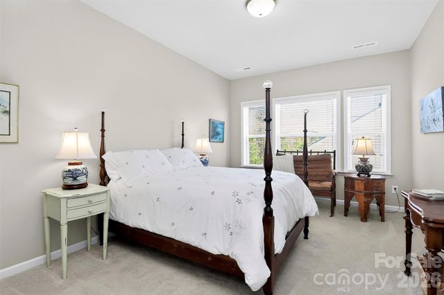 9106 Catherine Woods Place, Charlotte, NC 28277