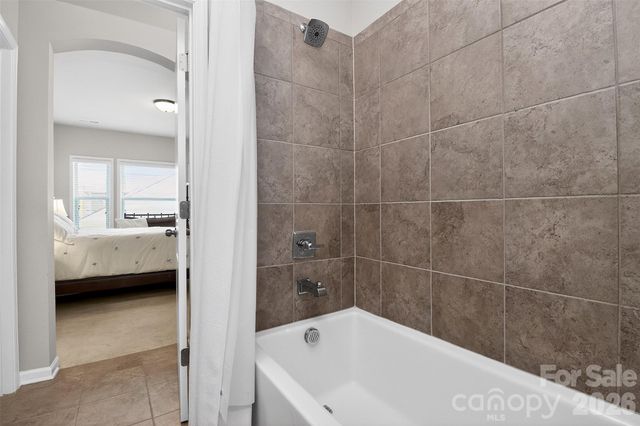 9106 Catherine Woods Place, Charlotte, NC 28277