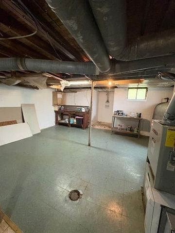 6365 Tuscarawas Rd, Ohioville, PA 15052