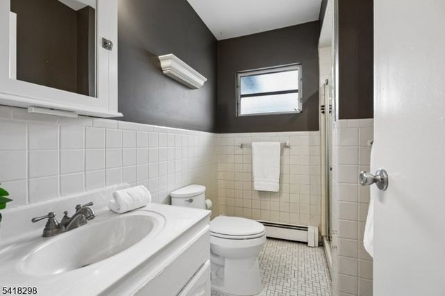 162 SANDFORD AVE, North Plainfield Boro, NJ 07060