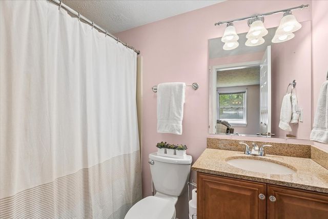 411 Highland Road, Grayslake, IL 60030