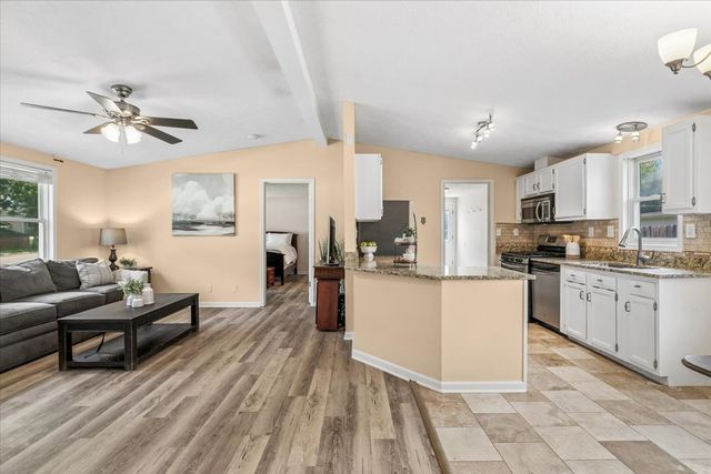 411 Highland Road, Grayslake, IL 60030