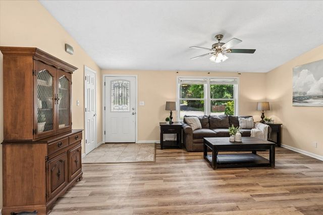 411 Highland Road, Grayslake, IL 60030