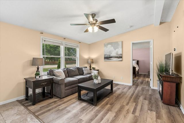411 Highland Road, Grayslake, IL 60030