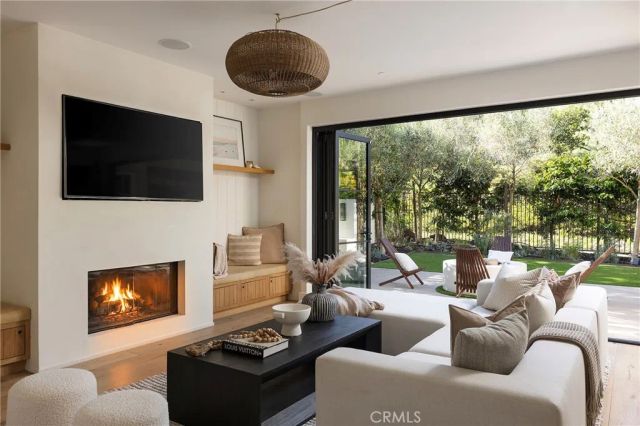 9 Calle Saltamontes, San Clemente, CA 92673
