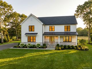 2 N/C Aspen Run, East Moriches, NY 11940