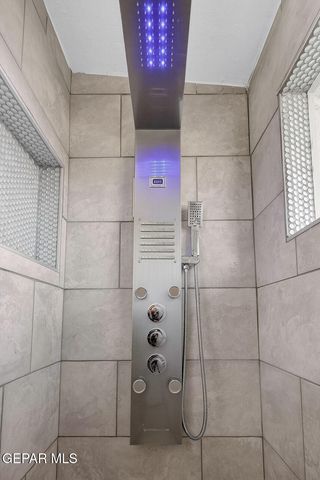 10105 SAIGON Drive, El Paso, TX 79925