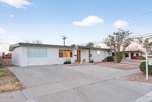 10105 SAIGON Drive, El Paso, TX 79925