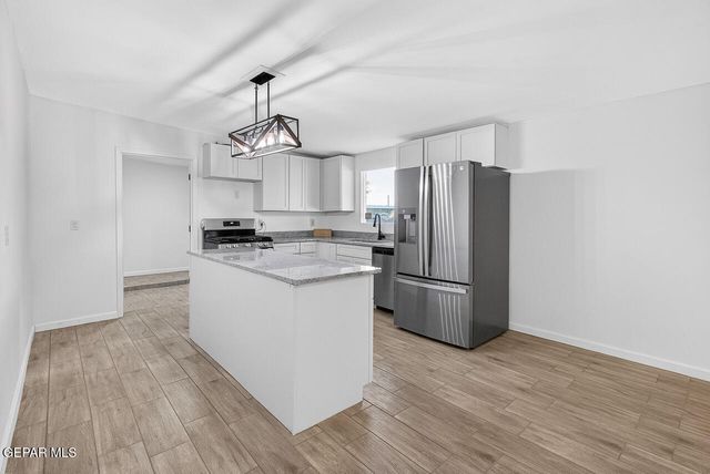 10105 SAIGON Drive, El Paso, TX 79925