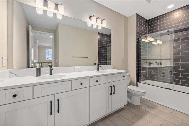 4618 SWEET RETREAT RUN, Lakewood Ranch, FL 34211