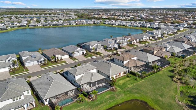 4618 SWEET RETREAT RUN, Lakewood Ranch, FL 34211