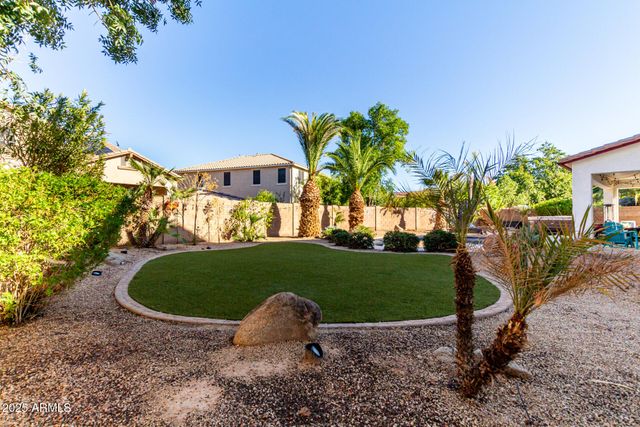6233 S ROCHESTER Drive, Gilbert, AZ 85298