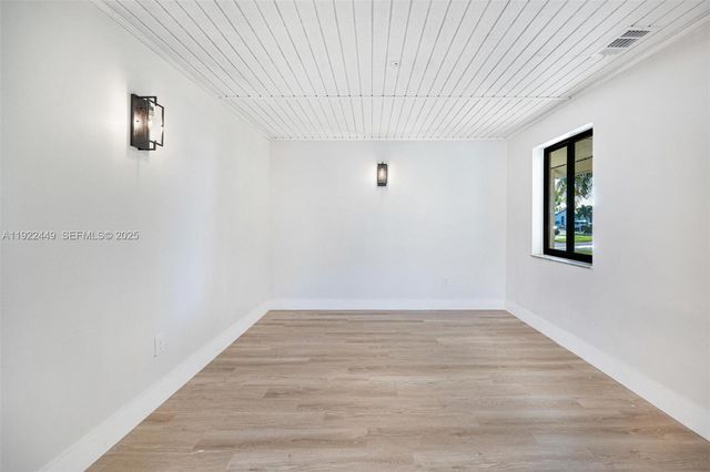 25720 SW 133rd Ave, Homestead, FL 33032