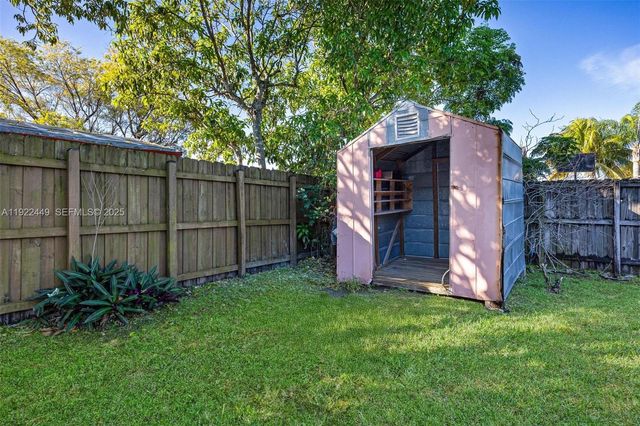 25720 SW 133rd Ave, Homestead, FL 33032