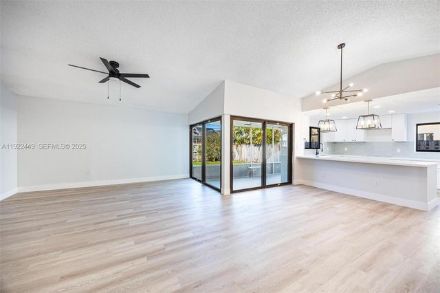 25720 SW 133rd Ave, Homestead, FL 33032