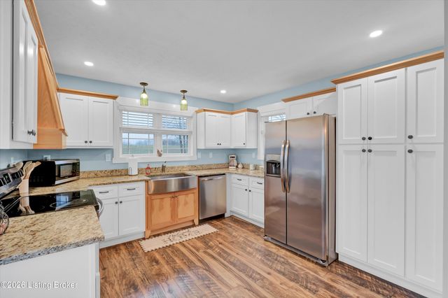 2974 Bacon Creek Rd, Elizabethtown, KY 42701