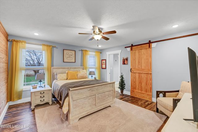 2974 Bacon Creek Rd, Elizabethtown, KY 42701