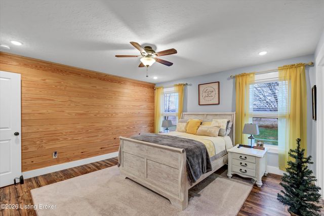 2974 Bacon Creek Rd, Elizabethtown, KY 42701