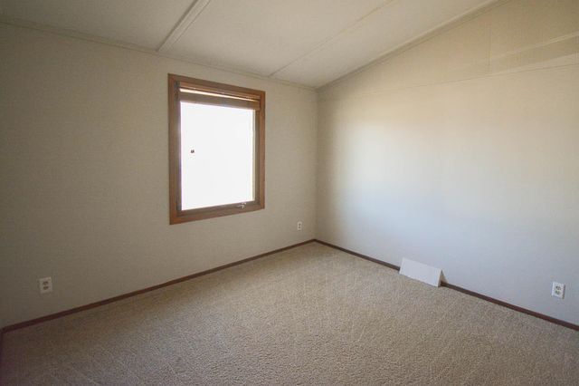 3960 Willow Heights Drive SW, Rochester, MN 55902