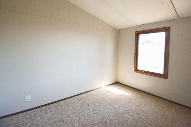 3960 Willow Heights Drive SW, Rochester, MN 55902