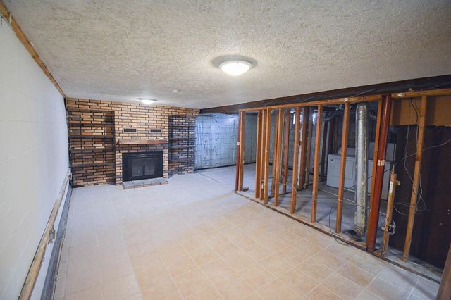 3960 Willow Heights Drive SW, Rochester, MN 55902