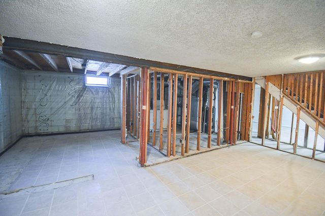 3960 Willow Heights Drive SW, Rochester, MN 55902