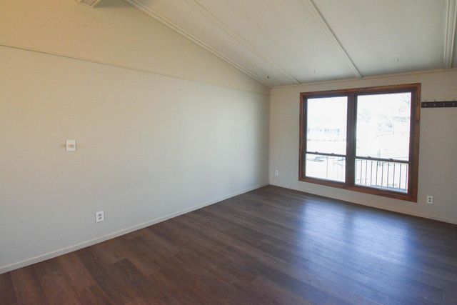 3960 Willow Heights Drive SW, Rochester, MN 55902