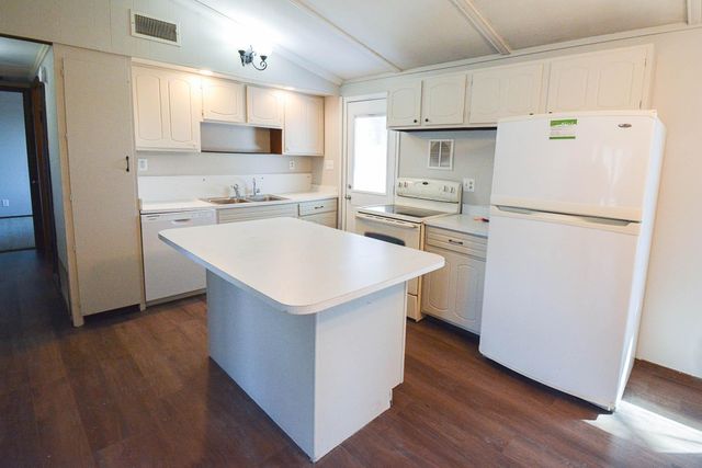 3960 Willow Heights Drive SW, Rochester, MN 55902