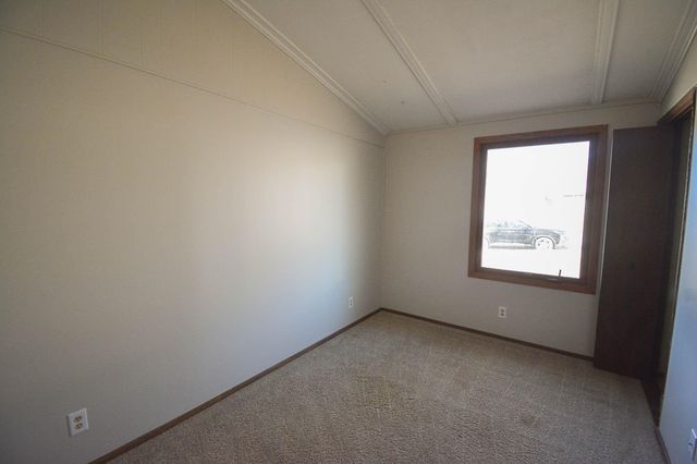 3960 Willow Heights Drive SW, Rochester, MN 55902