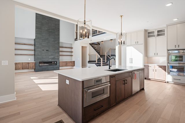 1760 Dean Rd, Thompsons Station, TN 37179