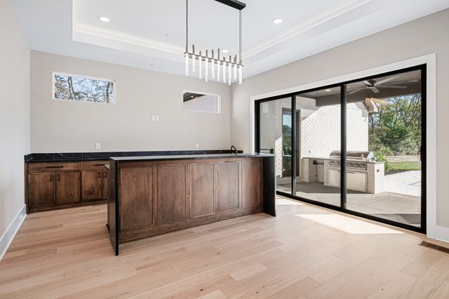 1760 Dean Rd, Thompsons Station, TN 37179