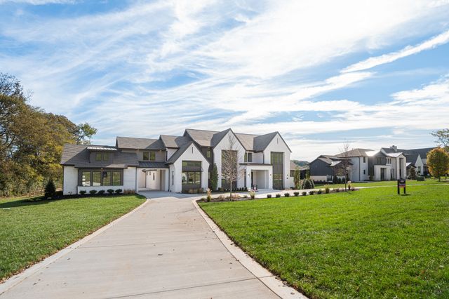 1760 Dean Rd, Thompsons Station, TN 37179