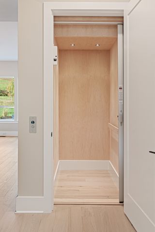 1760 Dean Rd, Thompsons Station, TN 37179