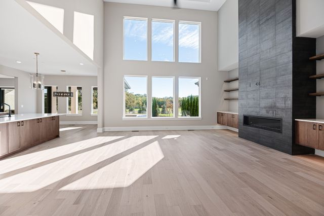 1760 Dean Rd, Thompsons Station, TN 37179