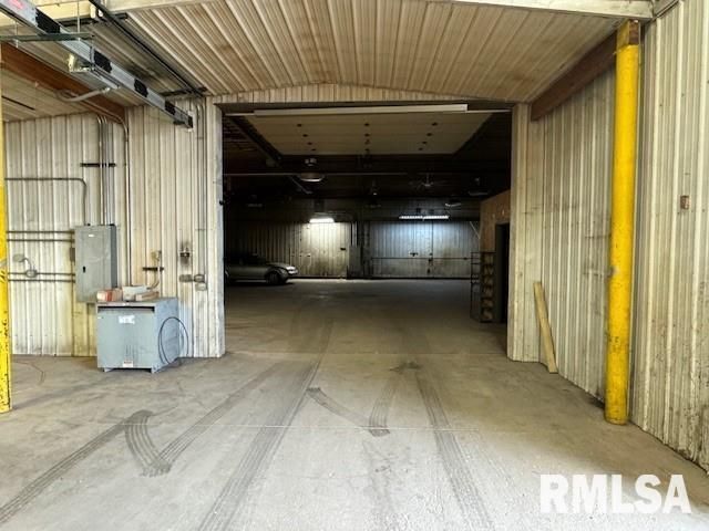 2902 INDIAN Road, Davenport, IA 52802