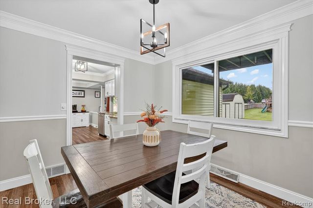 3885 Morgan Road, Lake Orion, MI 48359