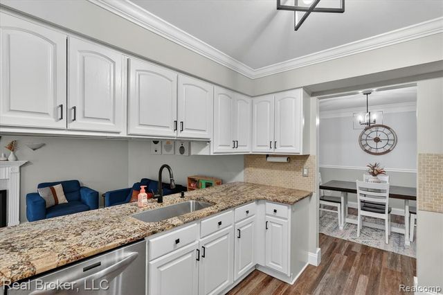 3885 Morgan Road, Lake Orion, MI 48359