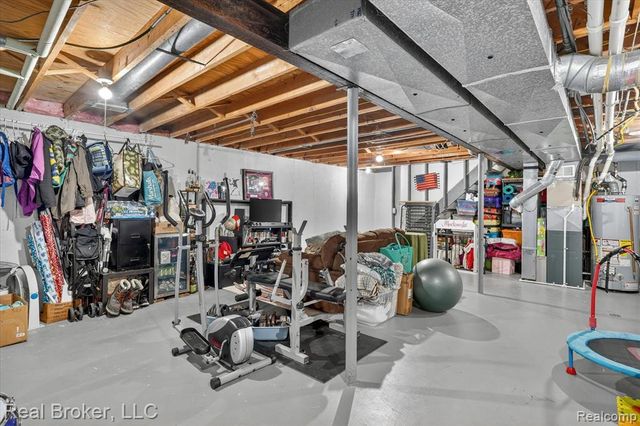 3885 Morgan Road, Lake Orion, MI 48359