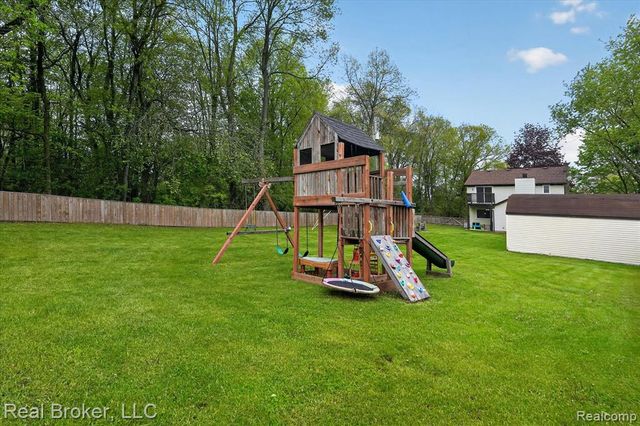 3885 Morgan Road, Lake Orion, MI 48359