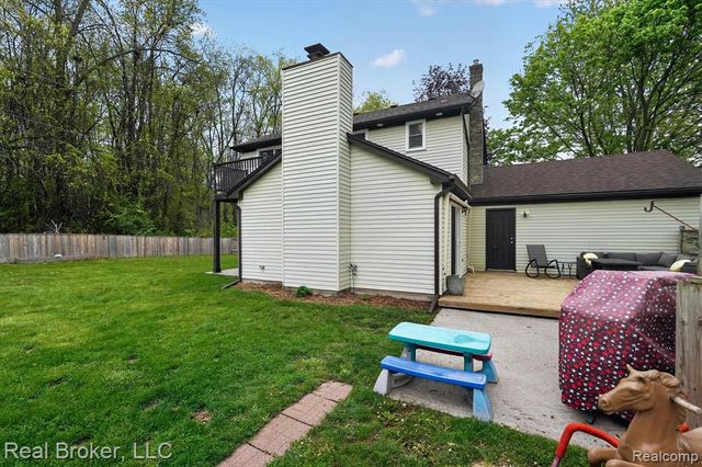 3885 Morgan Road, Lake Orion, MI 48359