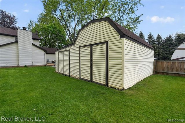 3885 Morgan Road, Lake Orion, MI 48359