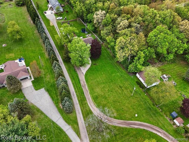 3885 Morgan Road, Lake Orion, MI 48359