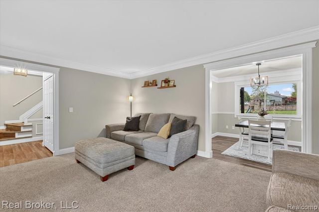 3885 Morgan Road, Lake Orion, MI 48359