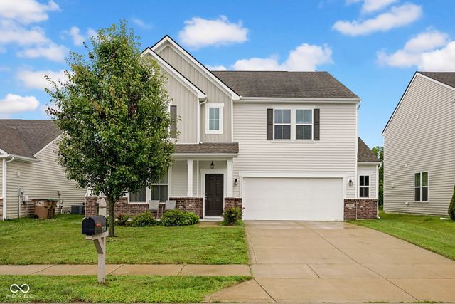 2241 Creek Bank Drive, Columbus, IN 47201
