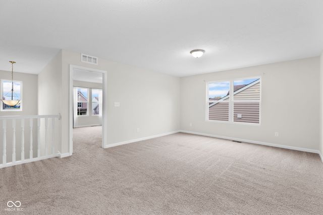 2241 Creek Bank Drive, Columbus, IN 47201